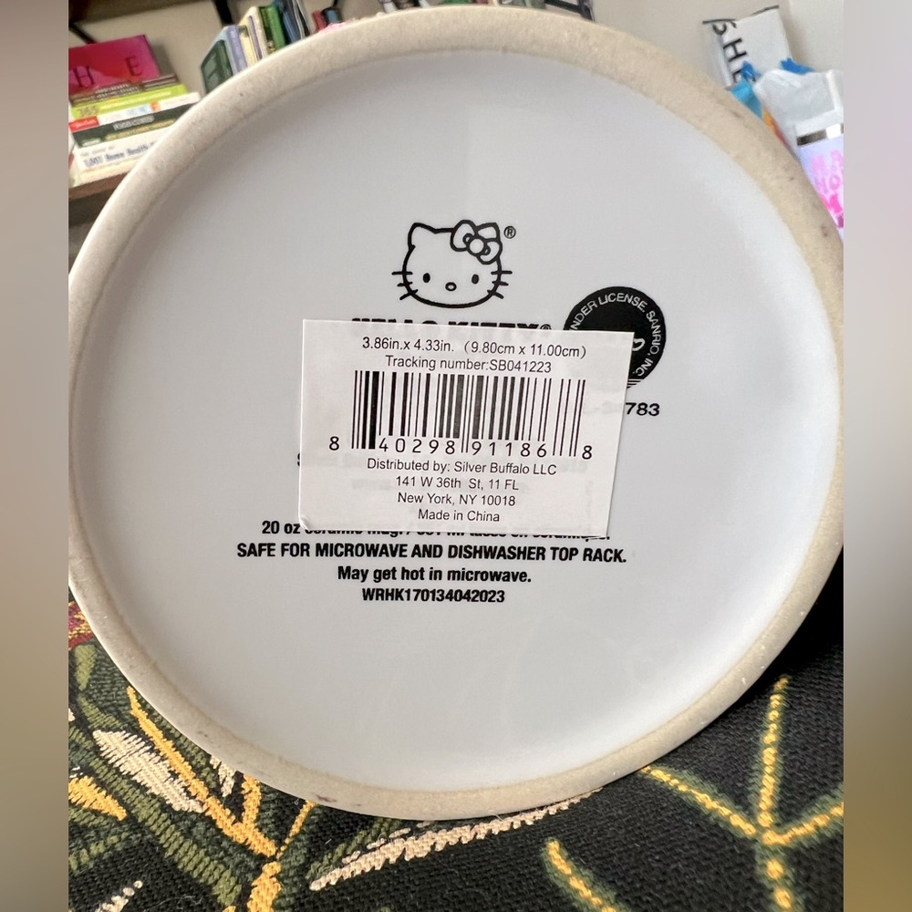 Hello Kitty Holiday Bundle - Picture 5 of 5